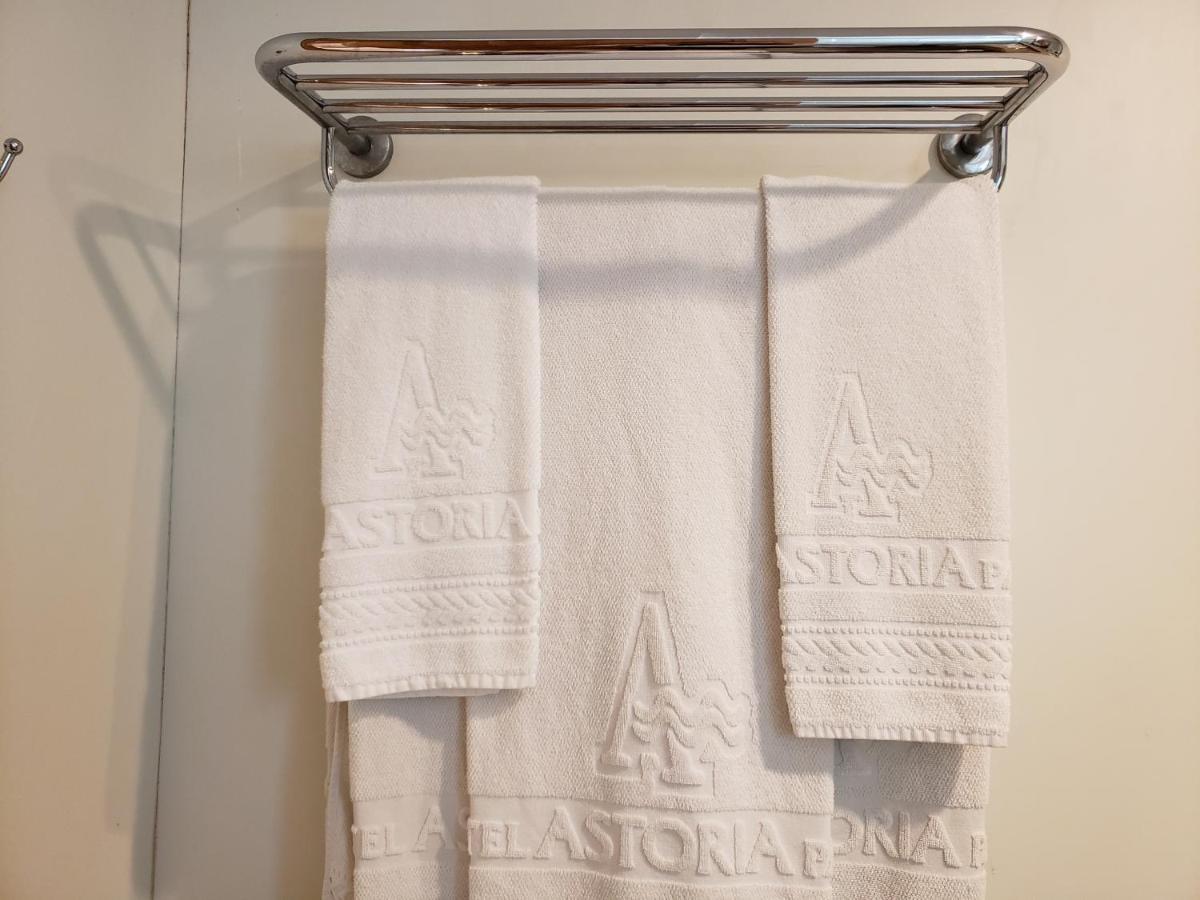 Astoria Palace